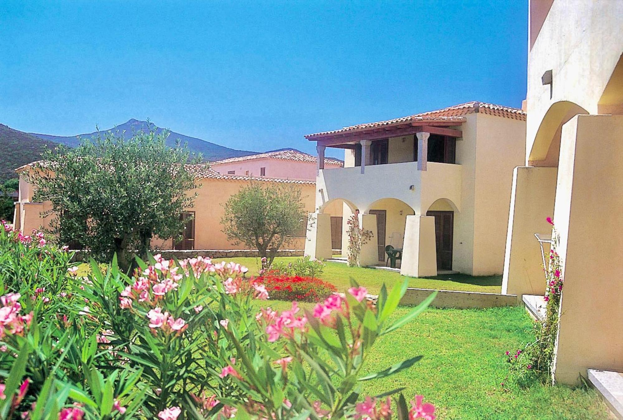 Residence With Private Beach In Marinella Marinella  Bagian luar foto